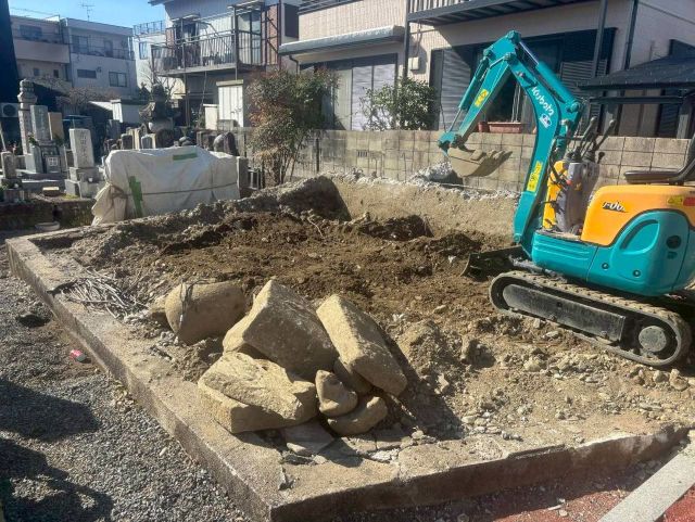 桑名市佛眼院　永代供養墓工事　⑬無縁塚解体